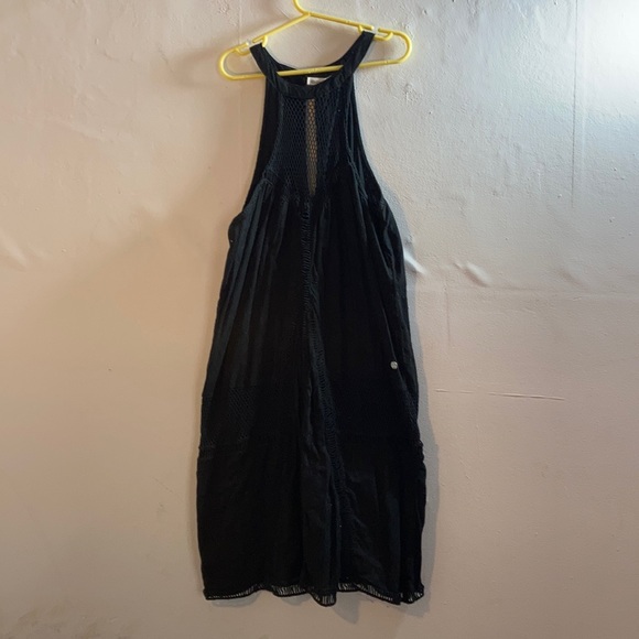 Ripcurl little black dress - Picture 2 of 8